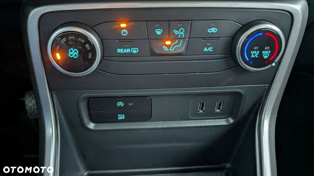 Ford EcoSport - 26