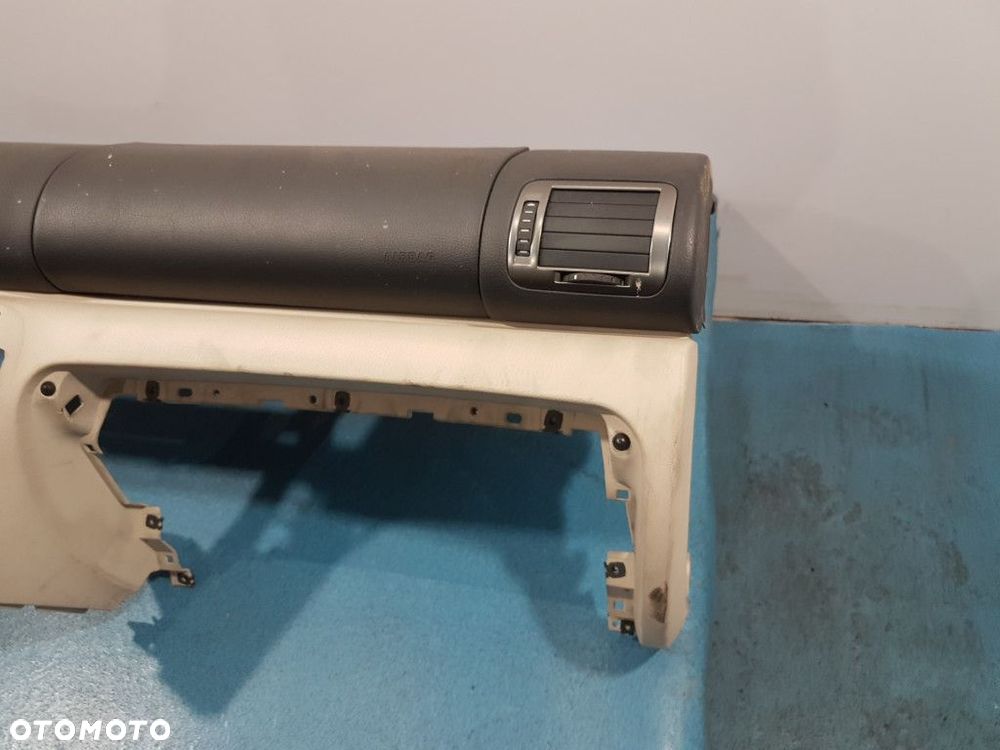 SKODA SUPERB I DESKA ROZDZIELCZA - 4