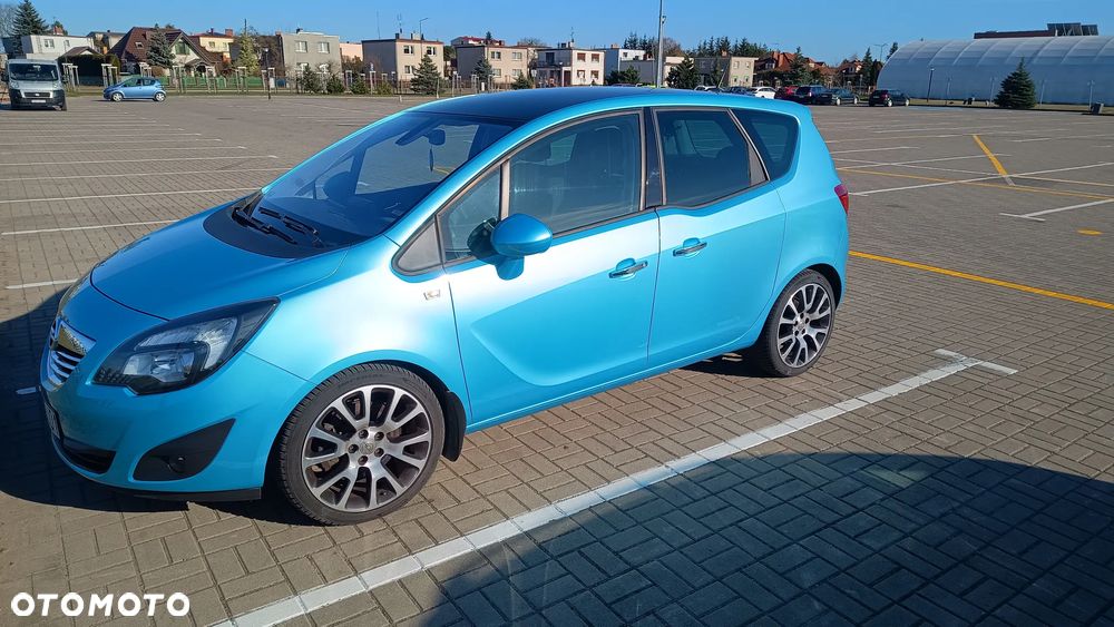 Opel Meriva 1.7 CDTI Cosmo - 11