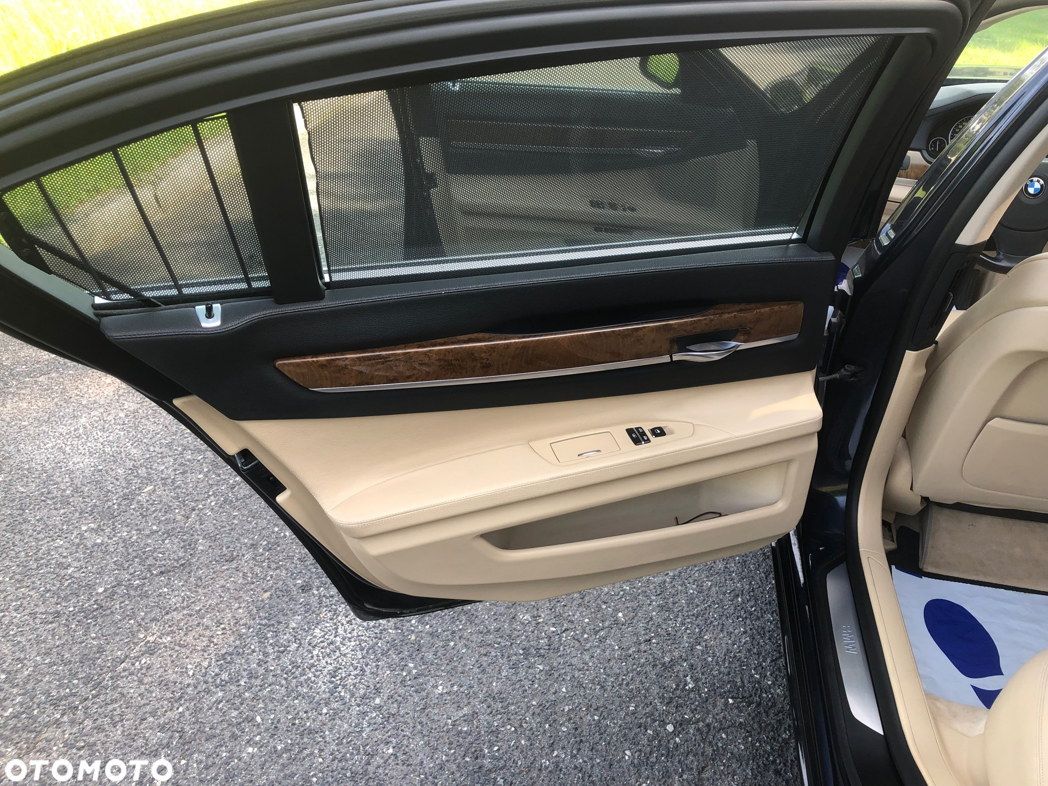 BMW Seria 7 - 17