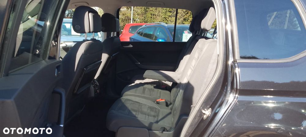 Volkswagen Touran 2.0 TDI SCR (BlueMotion Technology) Comfortline - 16