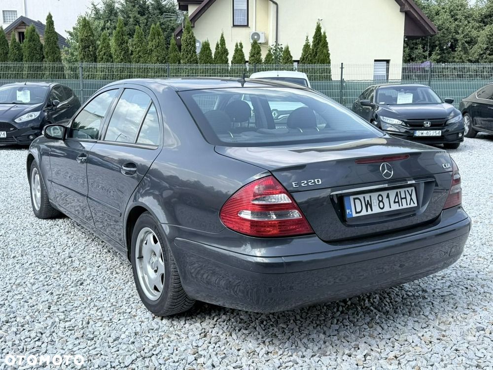 Mercedes-Benz Klasa E 220 CDI Automatik Classic - 7