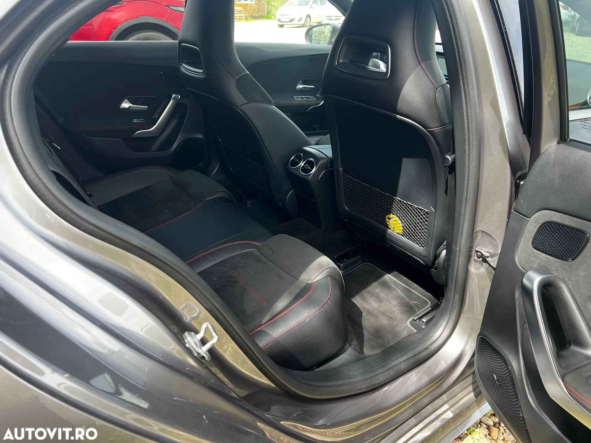 Mercedes-Benz A 180 d 7G-DCT AMG Line - 14