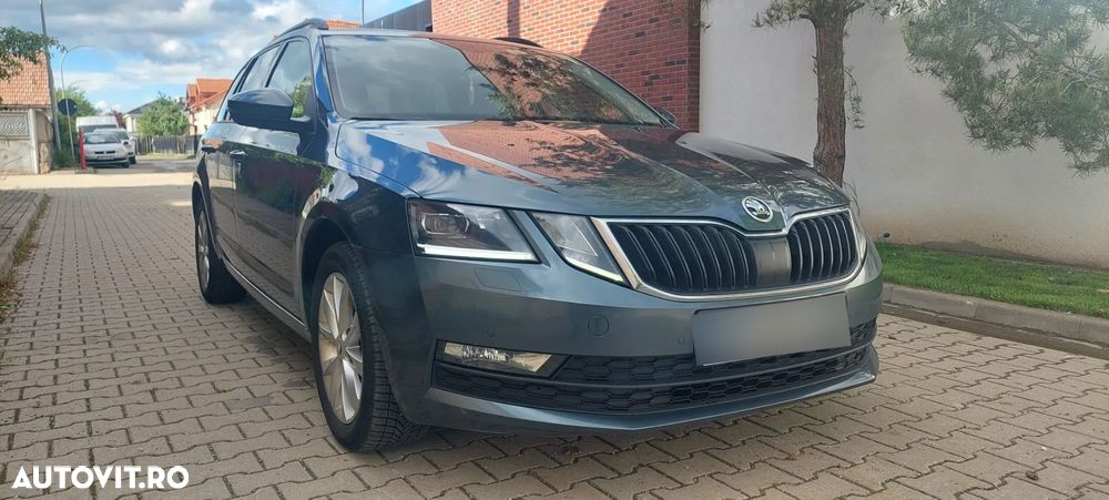 Skoda Octavia 1.6 TDI DSG Ambition - 4