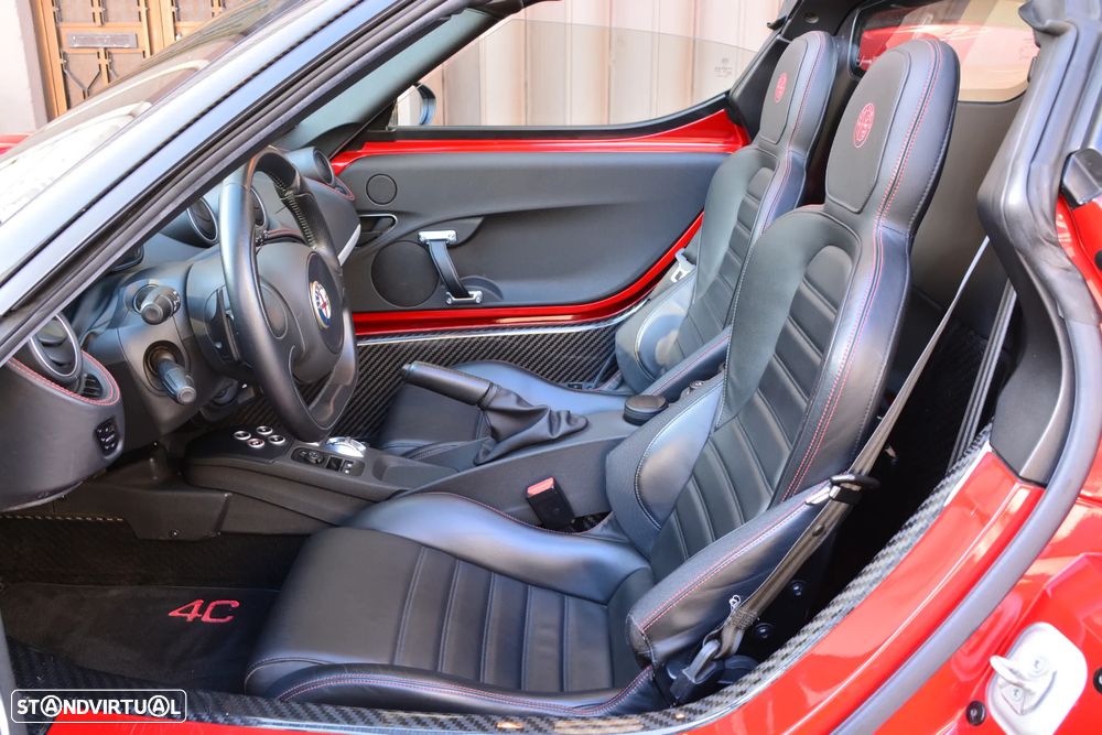 Alfa Romeo 4C Spider 1750 TBi - 40