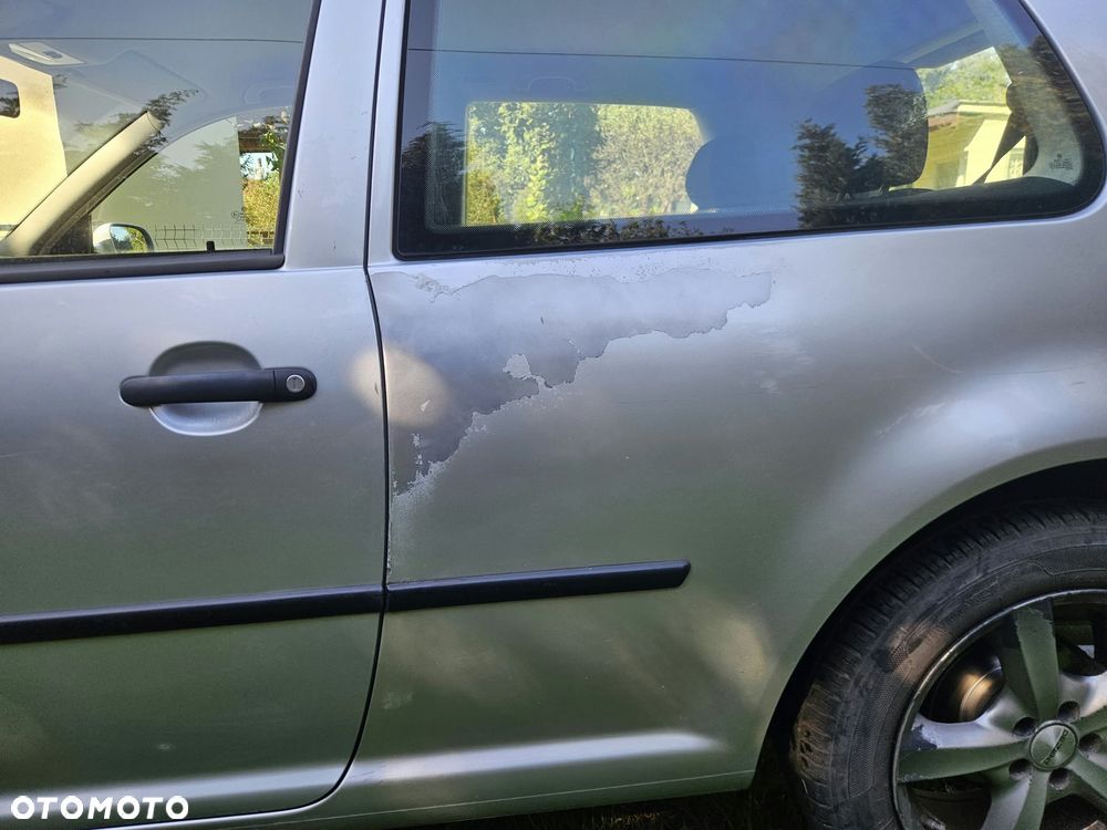 Volkswagen Golf 2003 photo 4