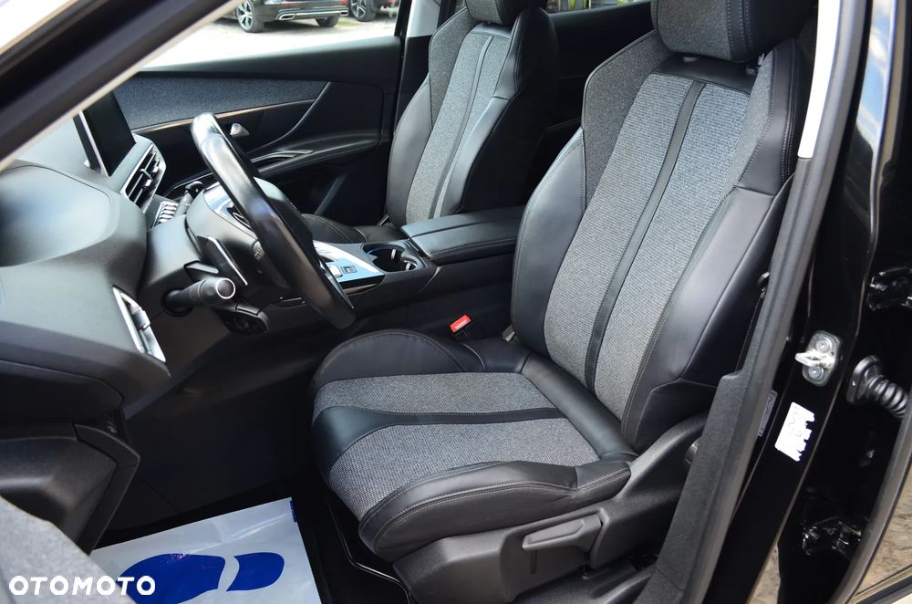 Peugeot 3008 BlueHDi 130 Stop & Start EAT8 Allure - 15