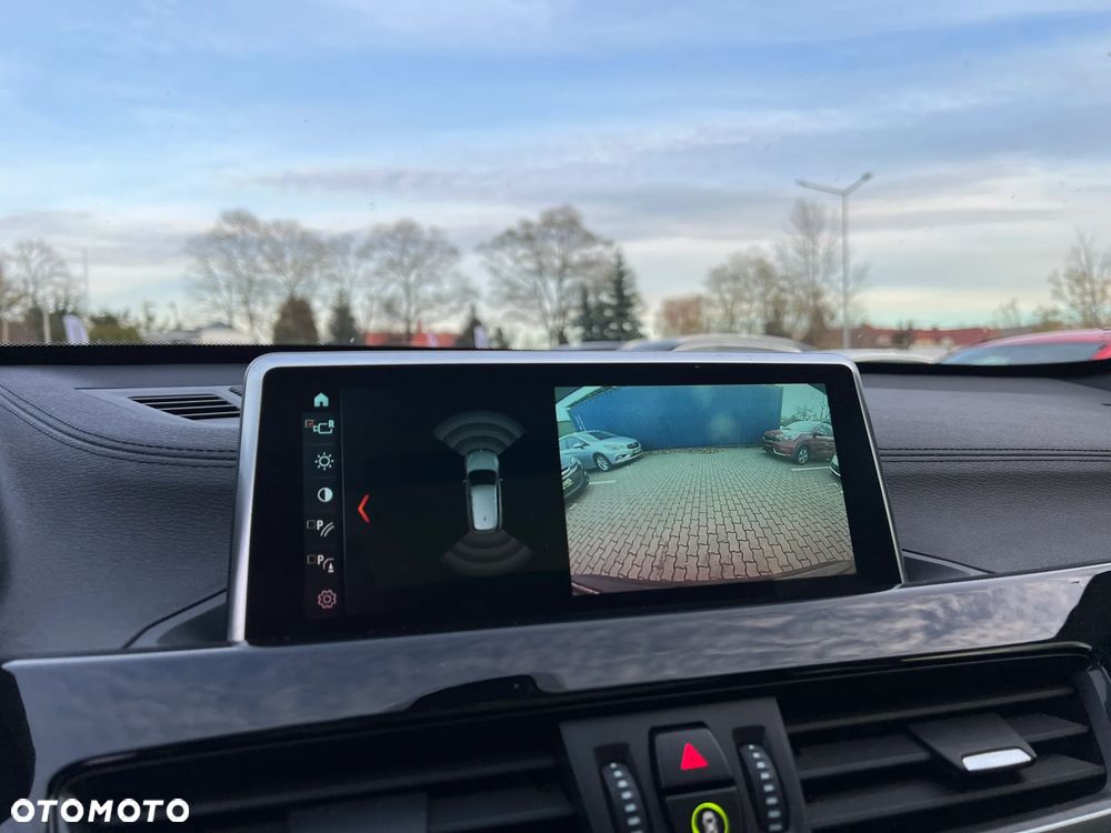 BMW X1 xDrive25i GPF Advantage - 18