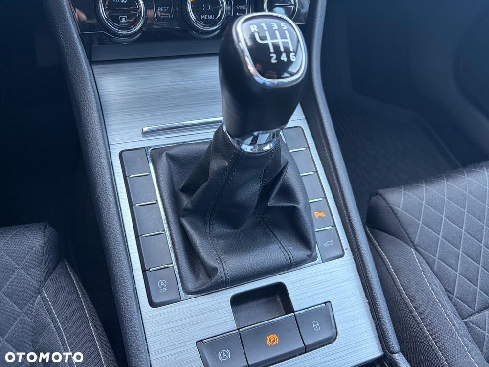 Skoda Superb 1.5 TSI Ambition - 20