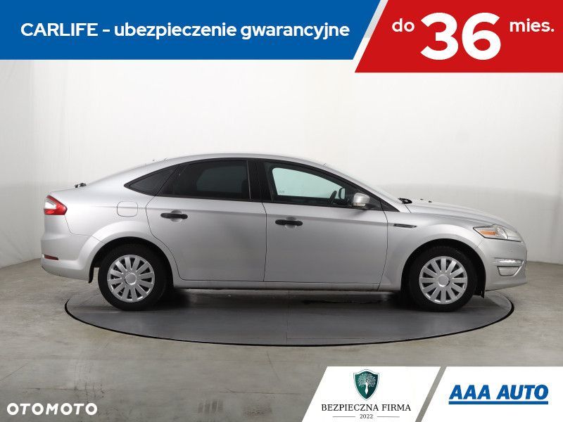 Ford Mondeo - 8