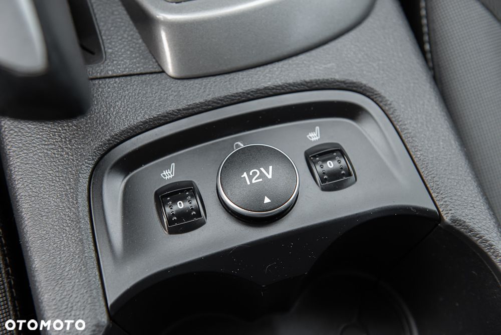 Ford Focus 1.6 EcoBoost Trend - 21