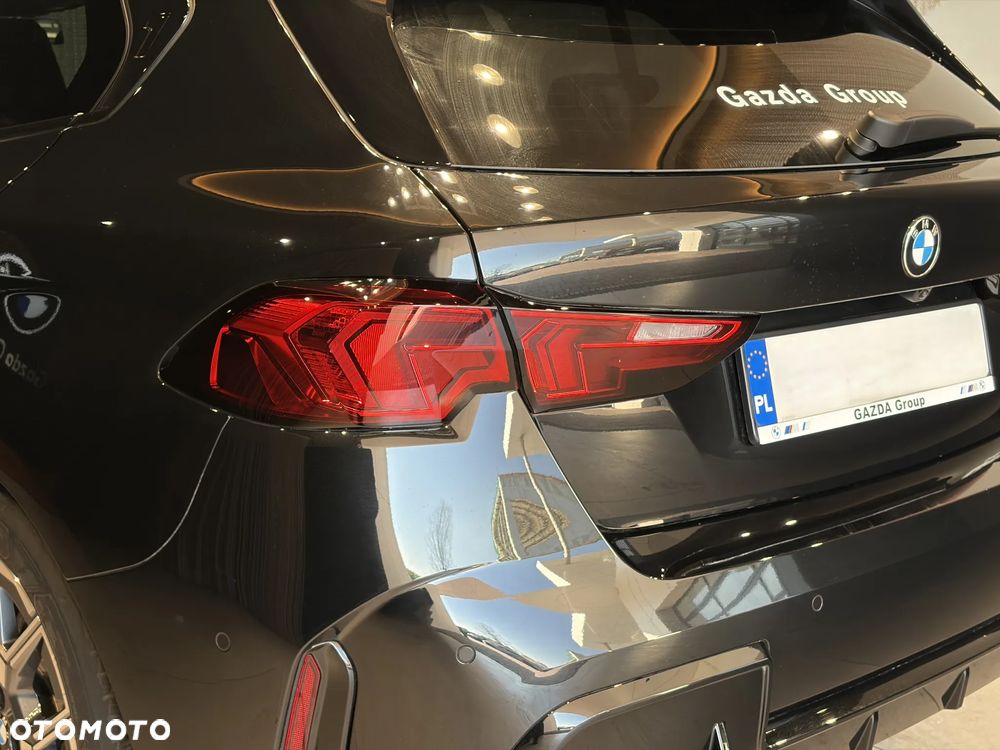 BMW Seria 1 120 mHEV - 8