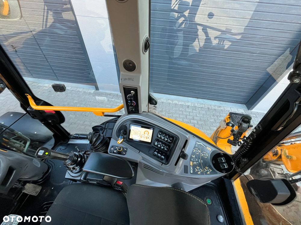 JCB 3CX SITEMASTER PRO Contracor 110kM - 9