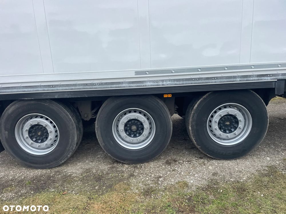 Schmitz Cargobull SCB S3B - 3