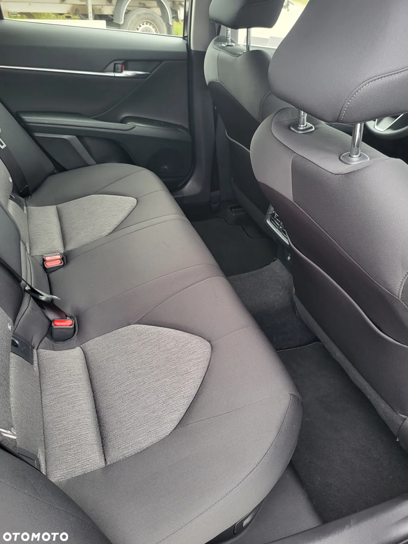 Toyota Camry 2.5 Hybrid Comfort CVT - 23