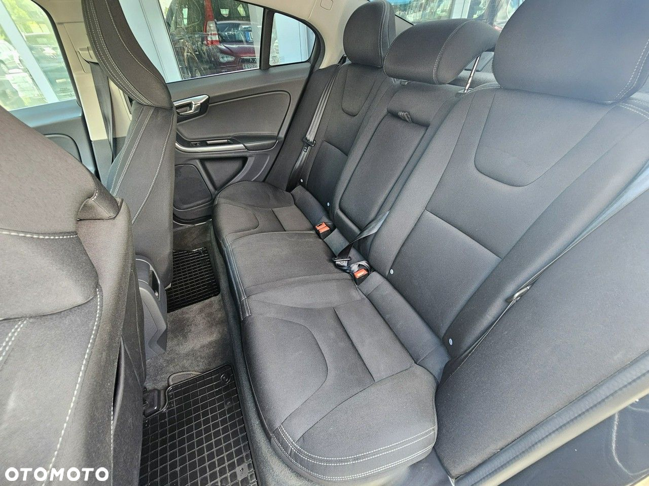 Volvo S60 D2 Drive-E Kinetic - 13