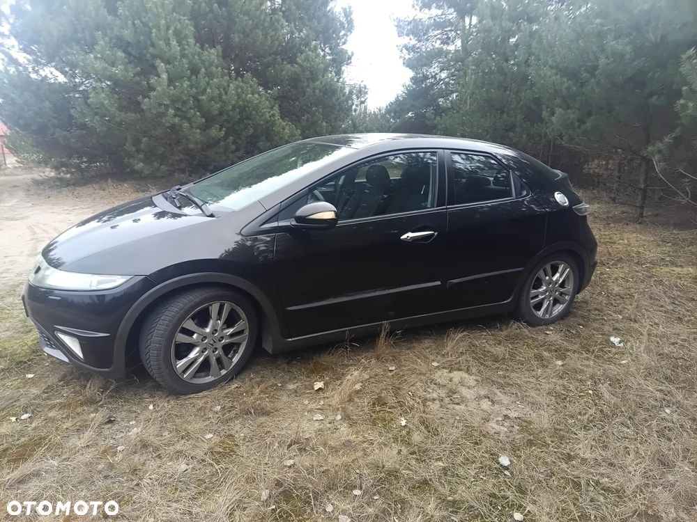 Honda Civic 1.8 Executive - 3
