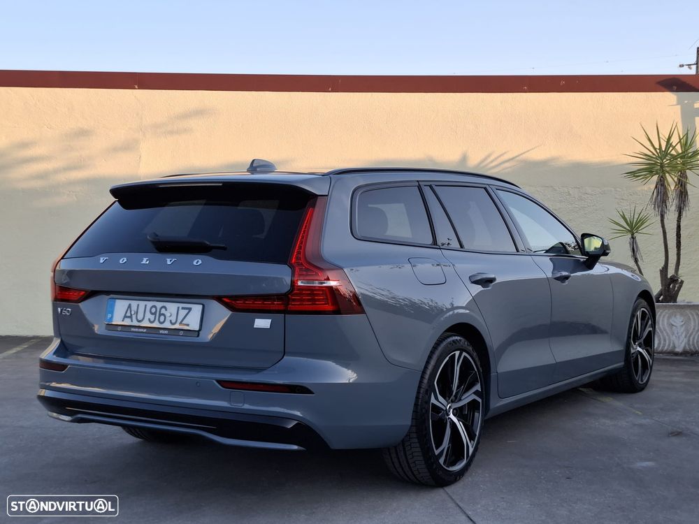 Volvo V60 2.0 T6 AWD TE R-Design - 19