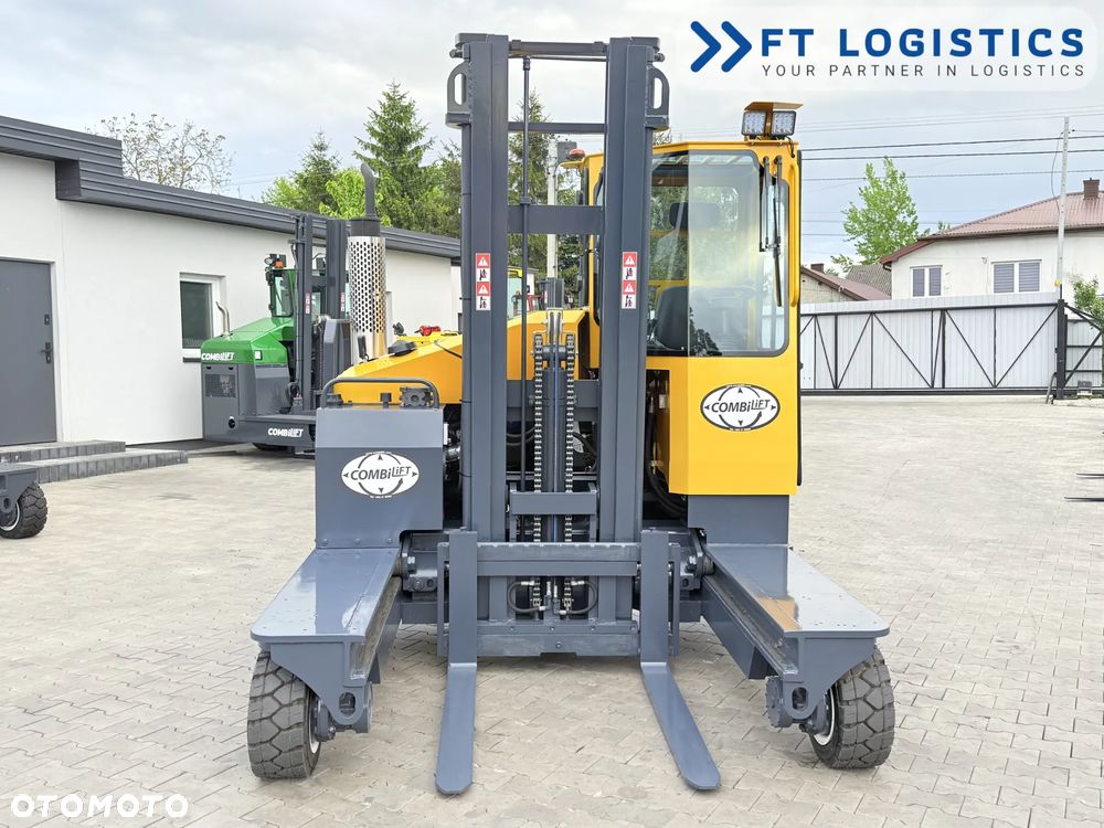 Combilift WÓZEK CZTEROKIERUNKOWY - WIELOKIERUNKOWY | COMBILIFT C4000 | GAS | DUPLEX 4100MM | PRZESUW WIDEŁ | WOLNY SKOK | NOWE OPONY | PO SERWISIE | STAN IDEALNY | Szeroka oferta wózków czterokierunkowych i bocznych, dopasowanych do różnorodnych potrzeb i zastosowań - 4