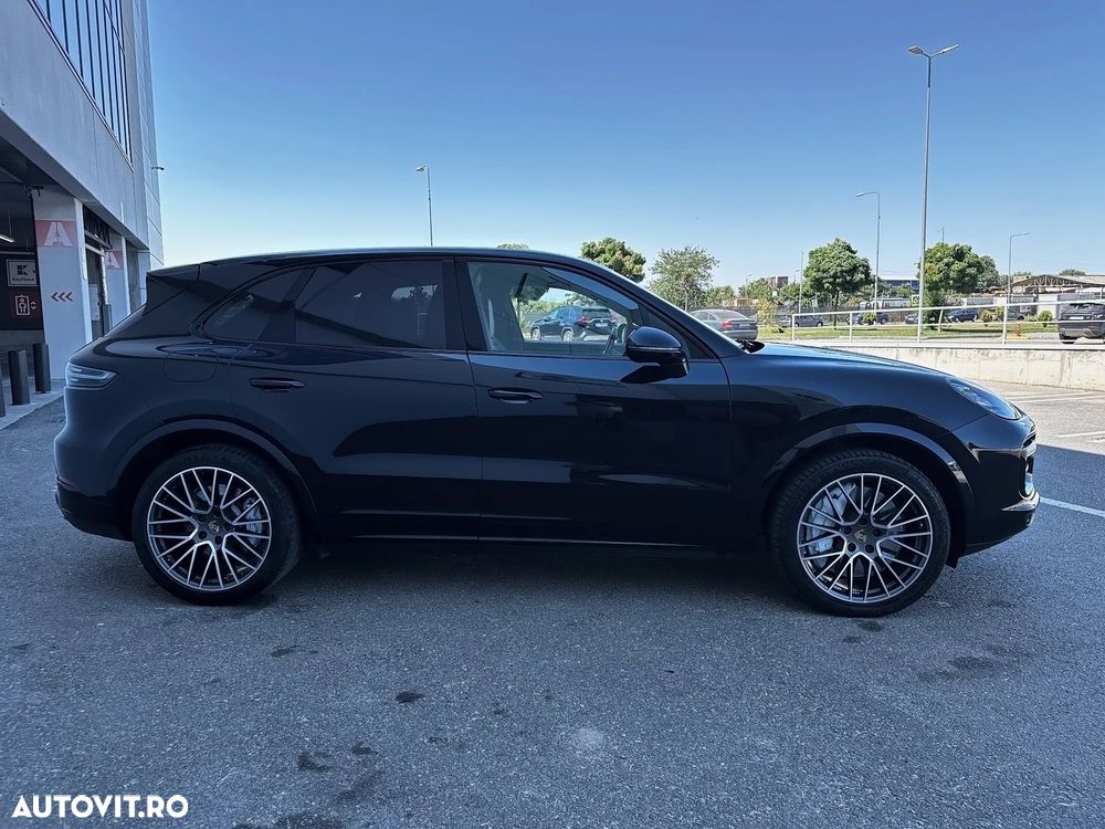 Porsche Cayenne Turbo - 20