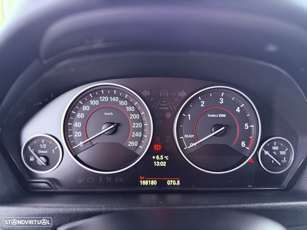 BMW 320 d Auto Pack M - 37