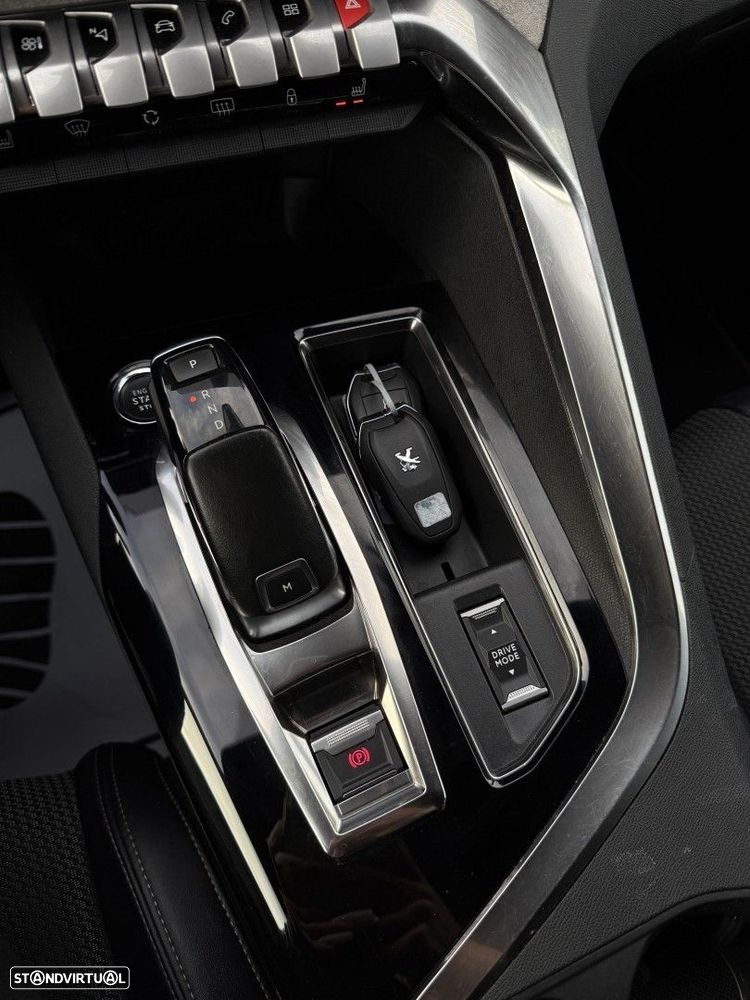 Peugeot 5008 1.5 BlueHDi GT EAT8 - 14