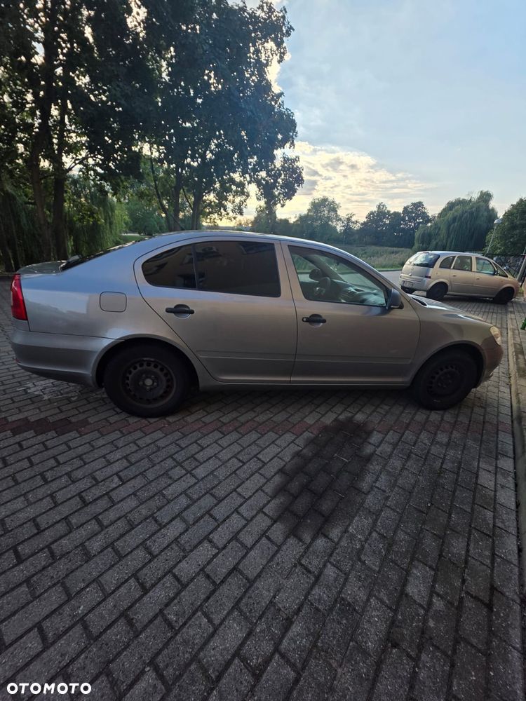Skoda Octavia 1.6 - 4
