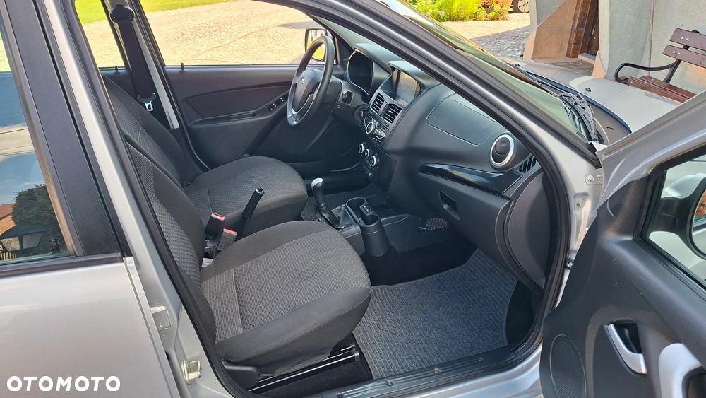 Ford Fiesta 1.25 Champions Edition - 30