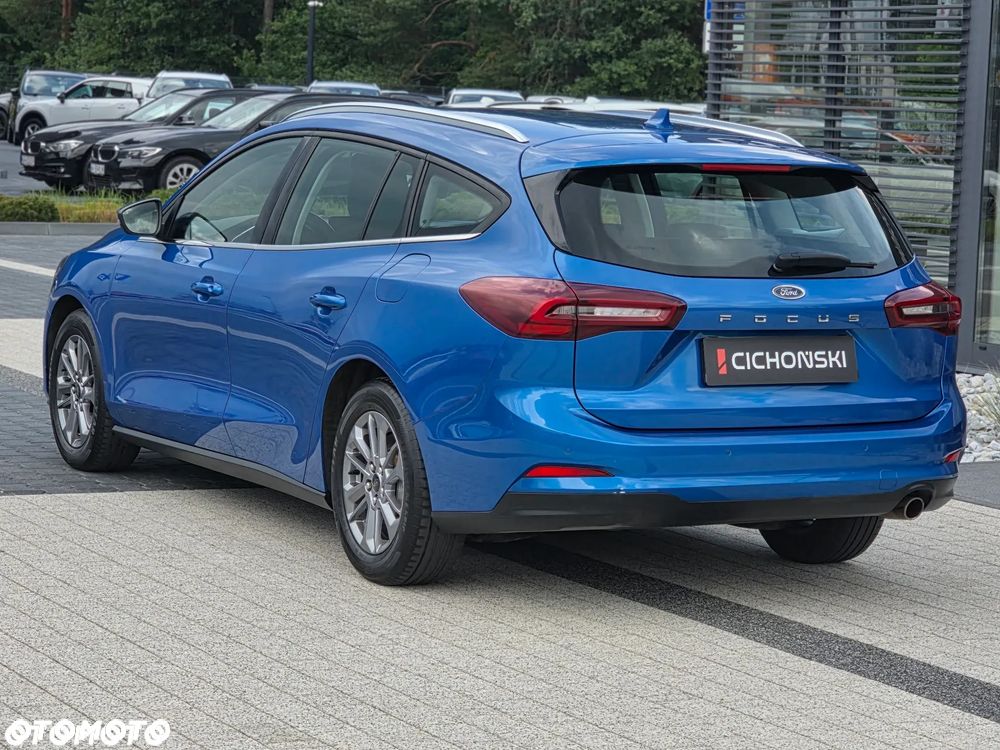Ford Focus 1.0 EcoBoost Titanium Design - 5