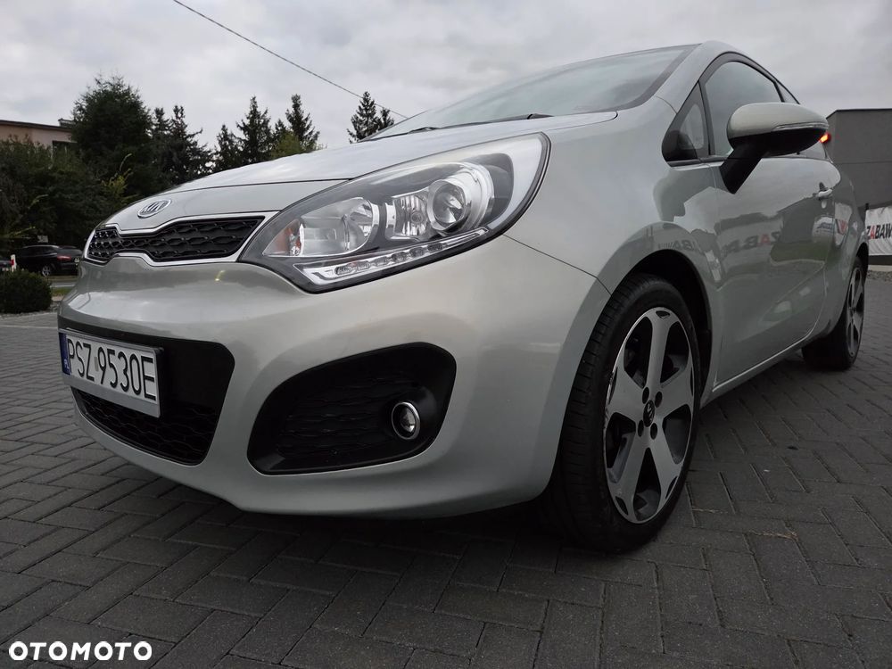 Kia Rio 1.2 Dream Team Edition - 10