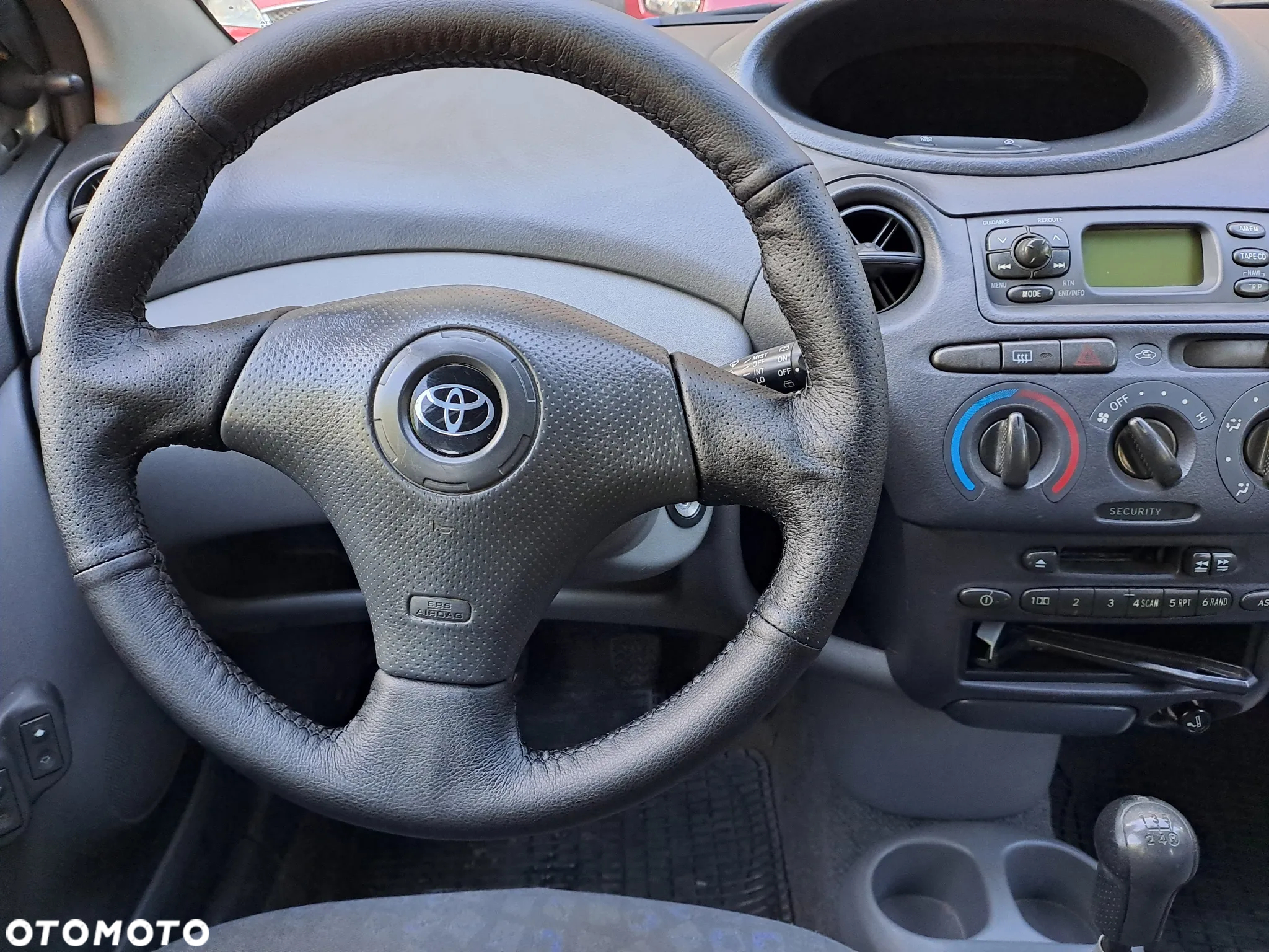 Toyota Yaris 1.3 Luna - 3