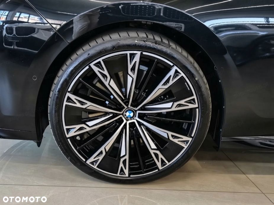 BMW Seria 7 - 10