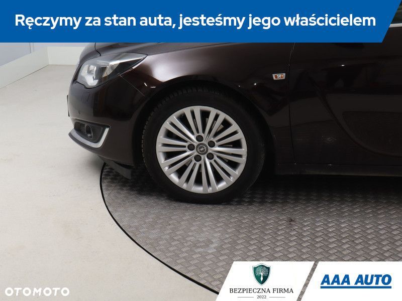 Opel Insignia - 16