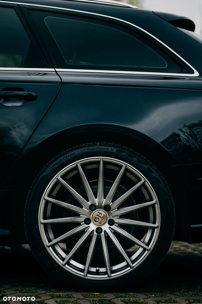 Audi A6 Avant 2.0 TDI Ultra S tronic - 15