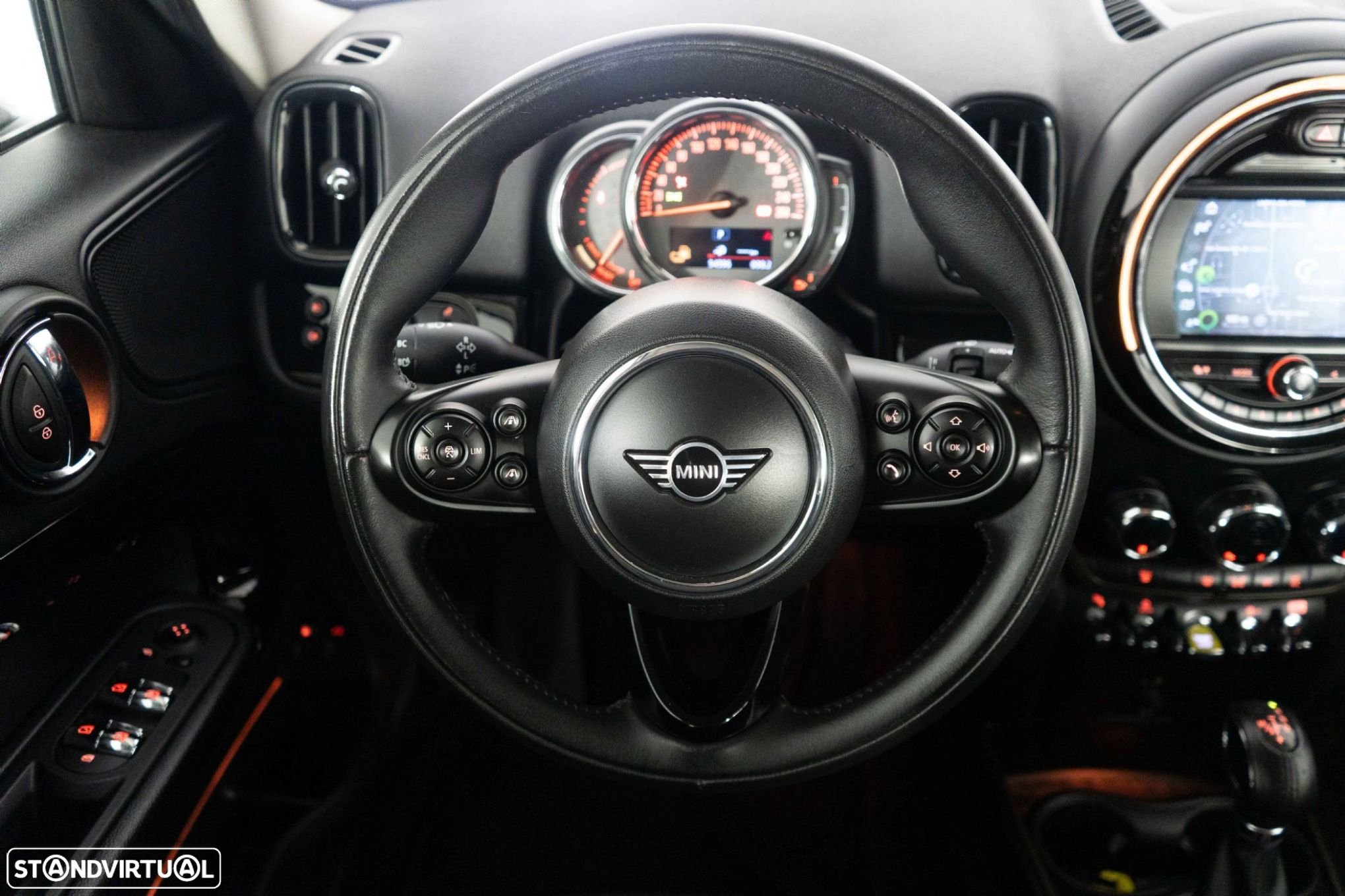 MINI Countryman Cooper SE ALL4 Auto - 28
