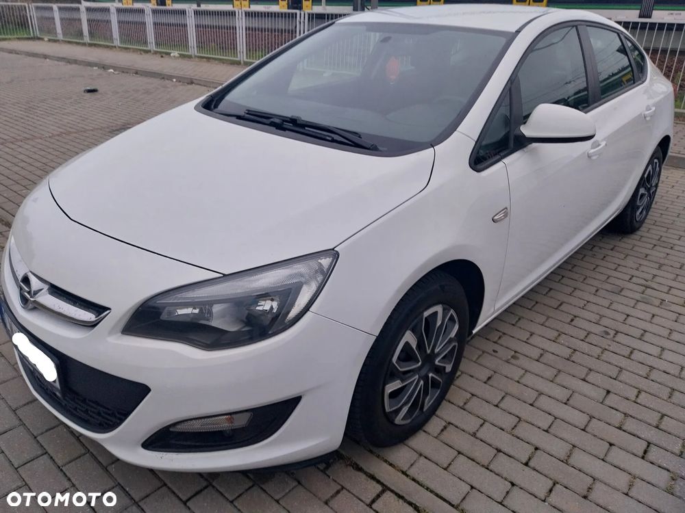 Opel Astra - 1