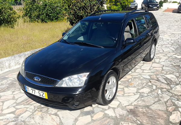 Ford Mondeo SW 2.0 TDdi Ghia