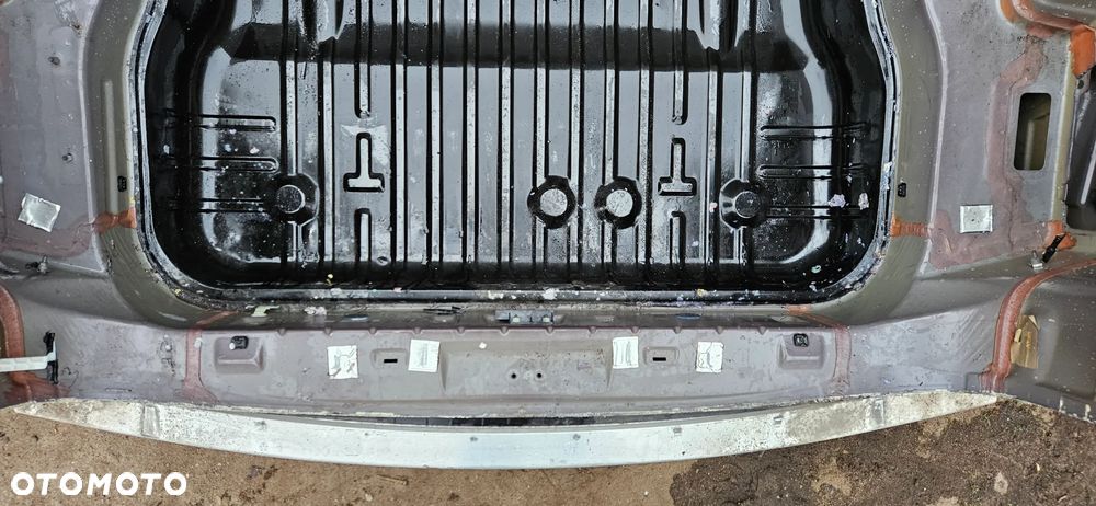 Chrysler Pacifica 2016- Pas tył Pas tylny Ściana tylna Wanna Ćwiartka tył Kufer Dupa Belka zderzaka Ślizg Mocowanie kolor PUV - 6