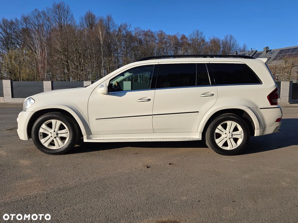 Mercedes-Benz GL 500 4Matic 7G-TRONIC - 3