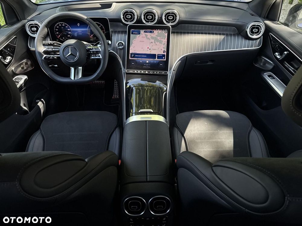 Mercedes-Benz GLC - 19