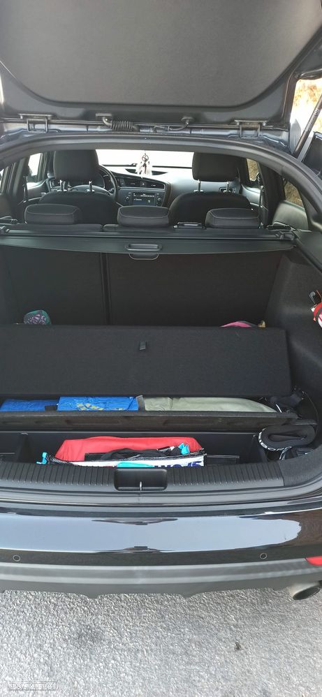 Kia Ceed SW 1.0 T-GDI GT Line - 18