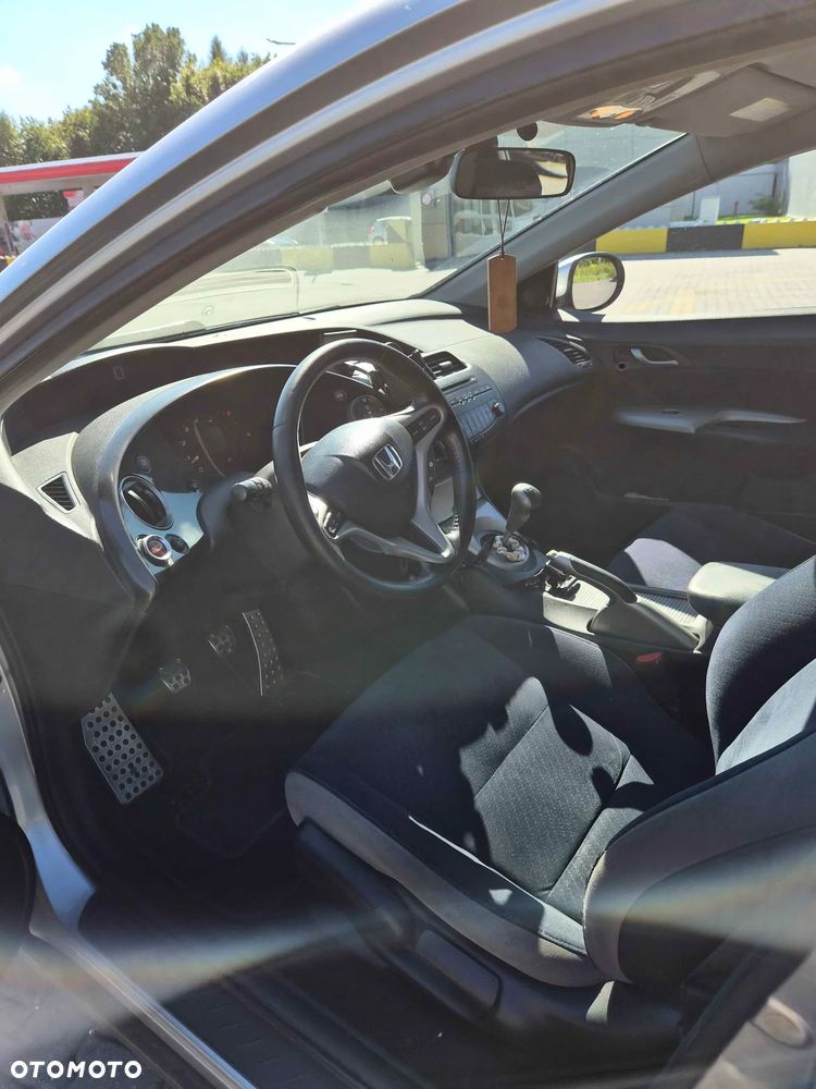 Honda Civic 1.8 Comfort - 4