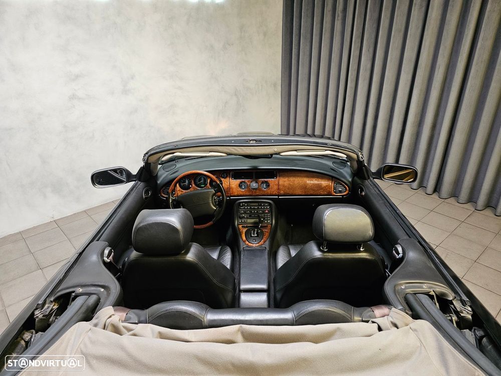 Jaguar XK XKR 4.2 Coupé SC - 23