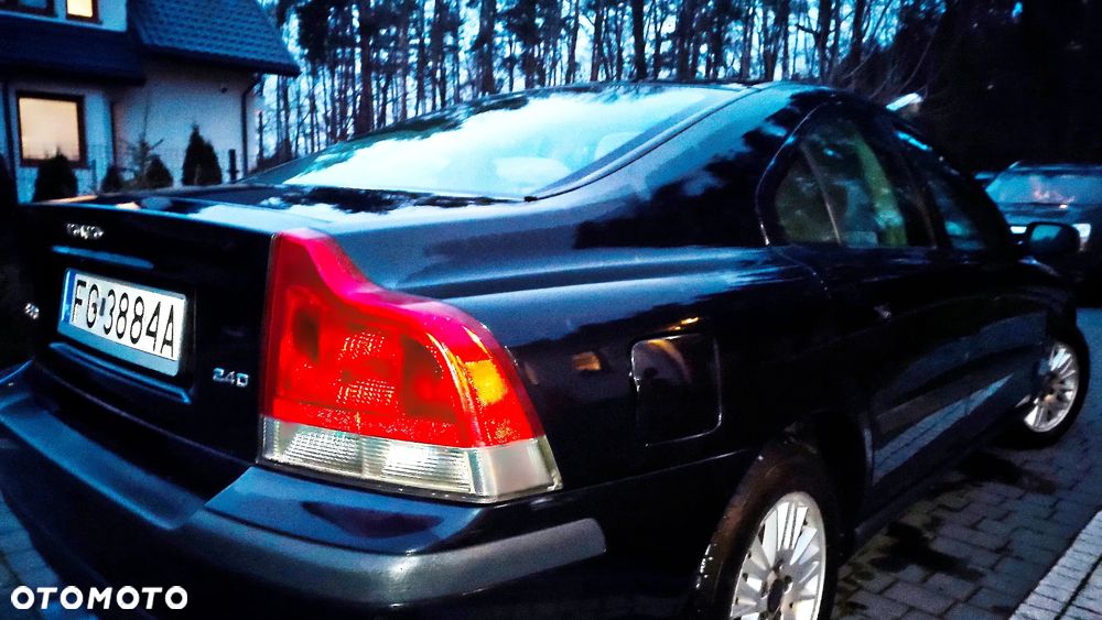 Volvo S60 2.4 D5 - 12