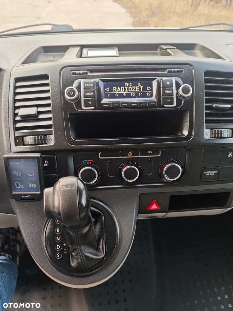 Volkswagen TRANSPORTER T5 - 18
