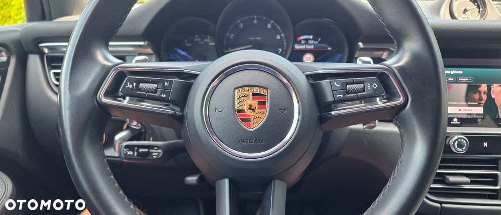 Porsche Macan Standard - 10
