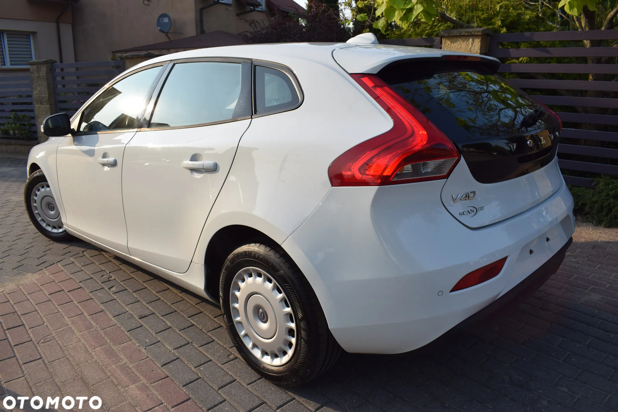 Volvo V40 D2 Momentum - 5