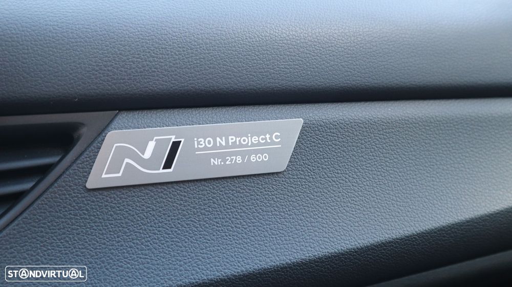 Hyundai i30 N 2.0 T-GDi Performance Pack - 23