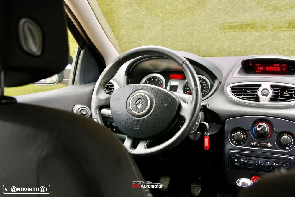 Renault Clio 1.2 16V Dynamique - 10