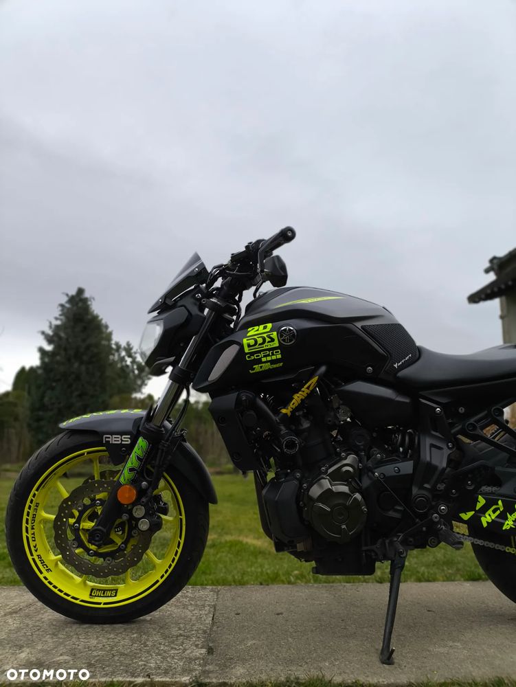 Yamaha MT - 7